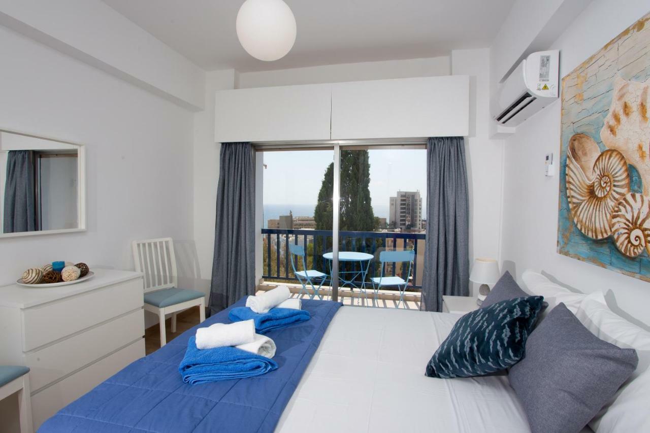 לימסול White Arches Apt #1 By Trulycyprus מראה חיצוני תמונה